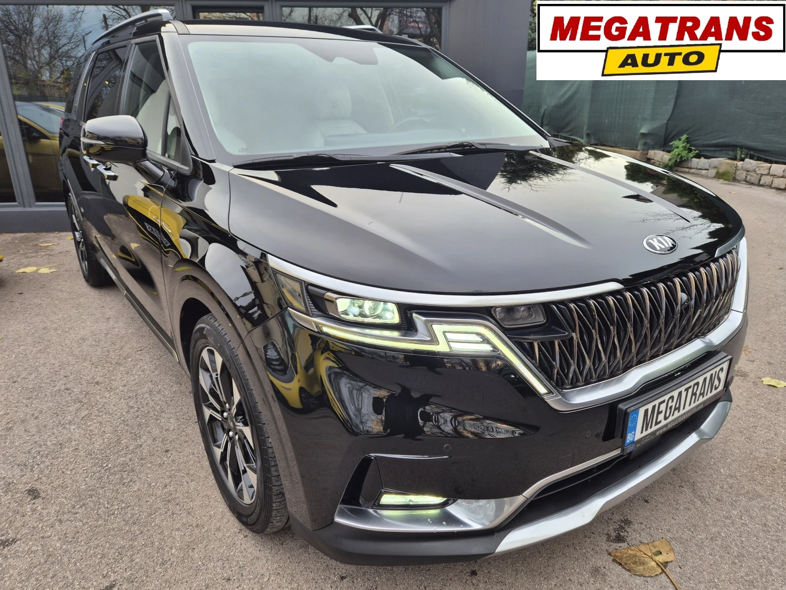 Kia Carnival 2.2 CRDI 8+ 1  -    | Mobile.bg   1