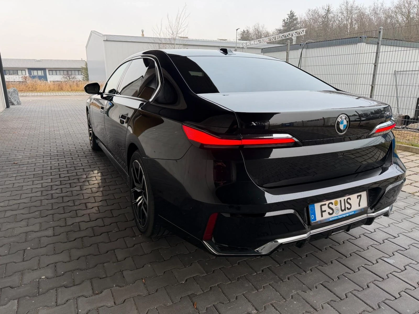 BMW 740 740d xdrive - изображение 6