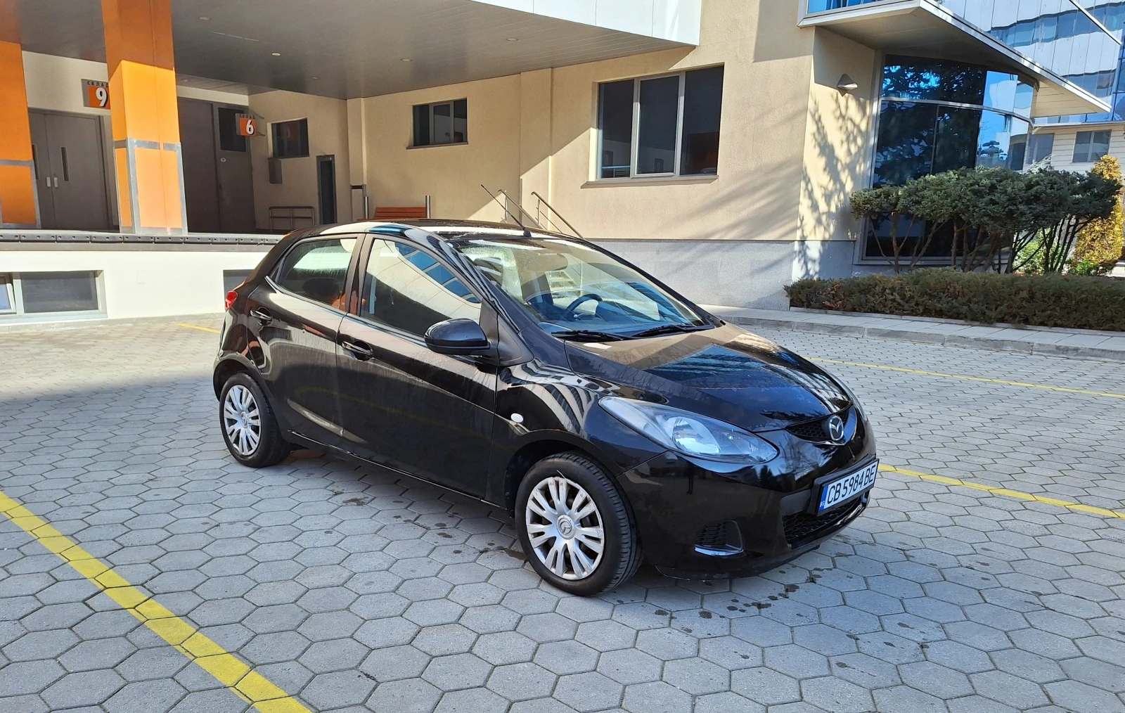 Mazda 2 1.3i Klima - изображение 3