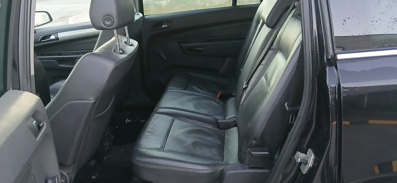 Opel Zafira, снимка 15 - Автомобили и джипове - 53754914