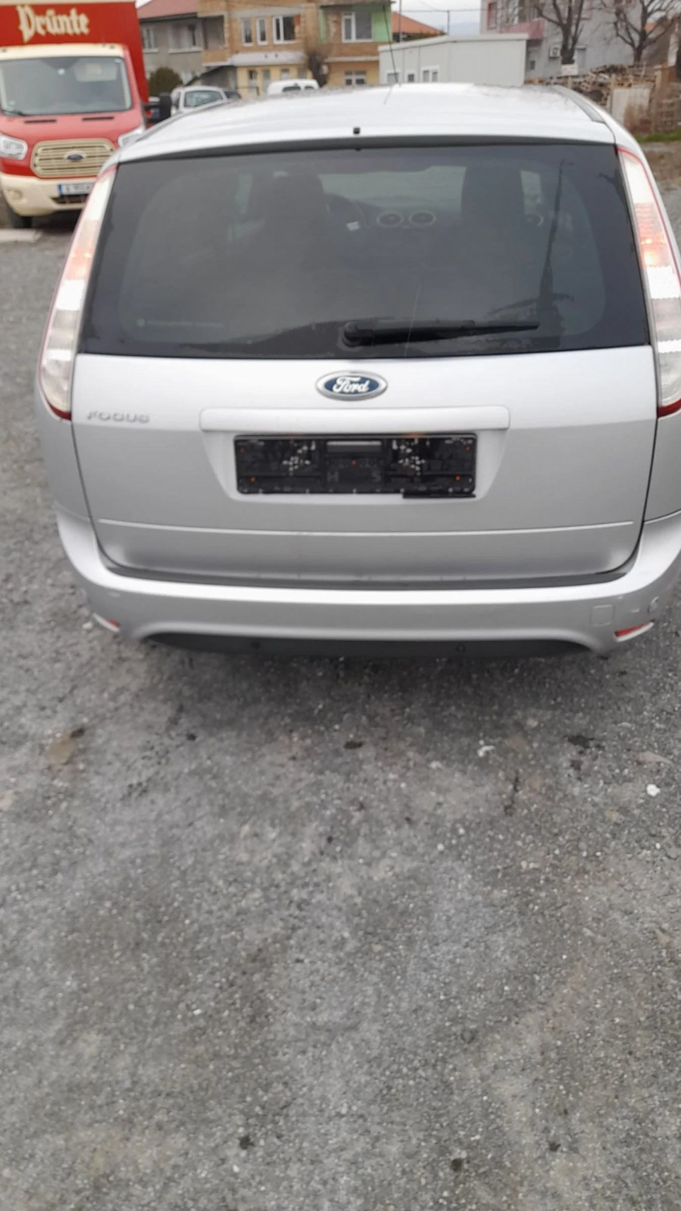 Ford Focus Ghia 1.8, снимка 4 - Автомобили и джипове - 53773715