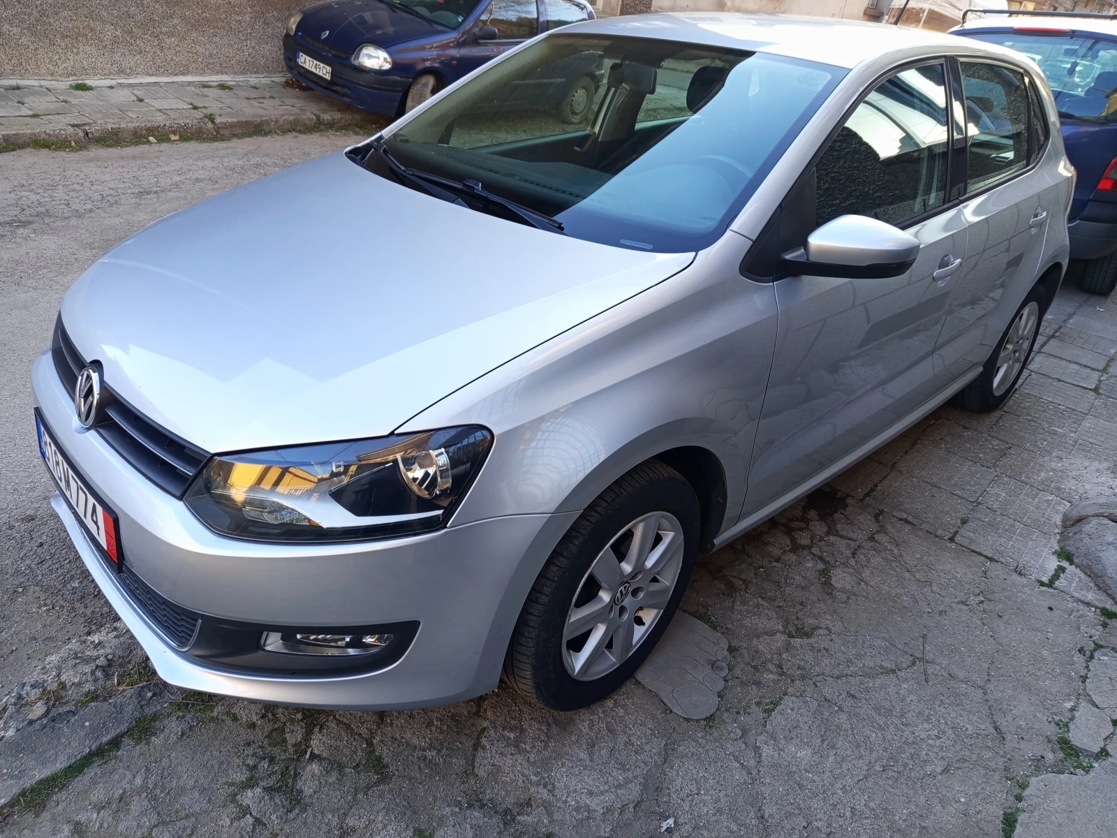 VW Polo  Face Navi Euro5, снимка 3 - Автомобили и джипове - 53830872