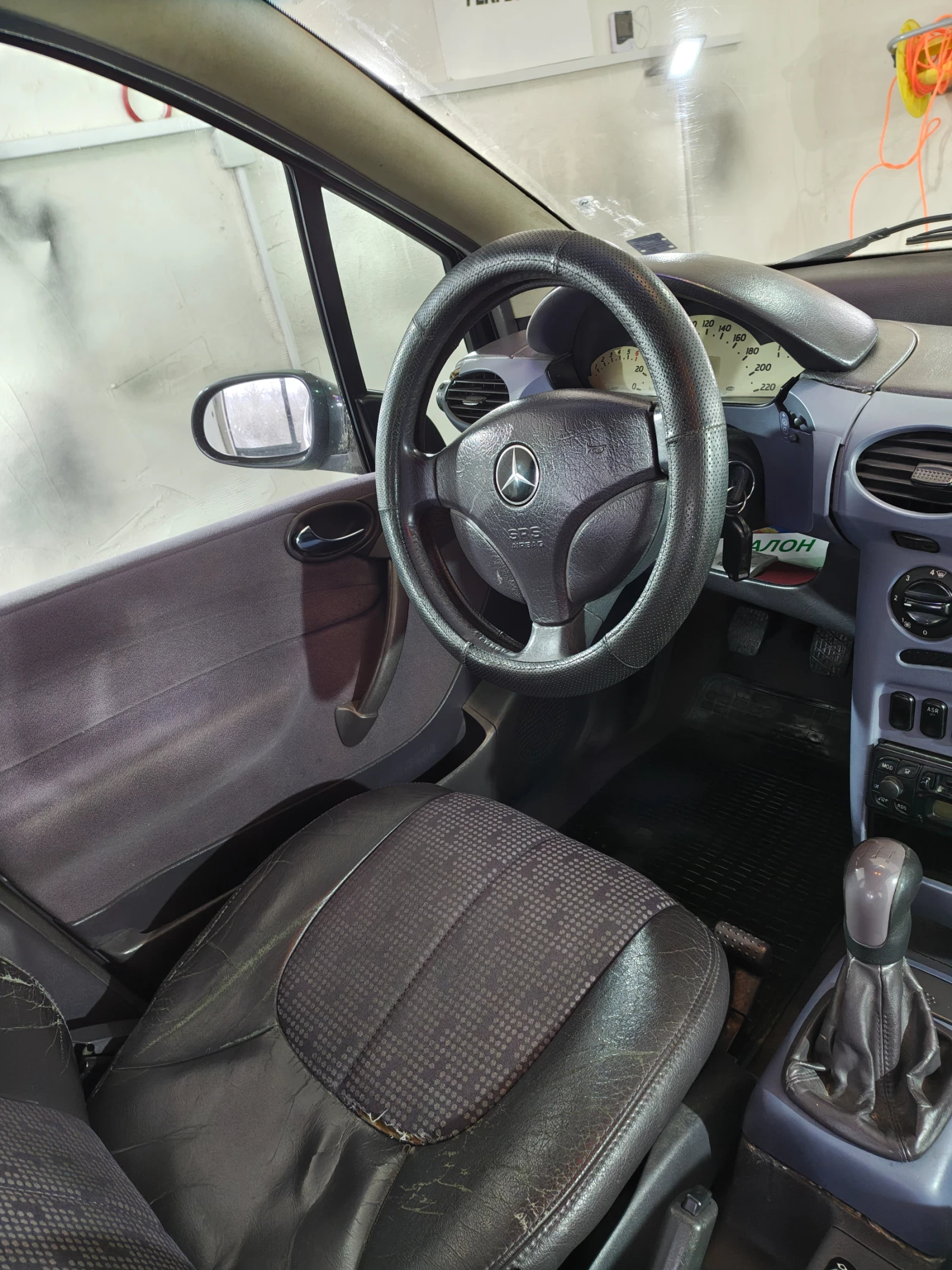 Mercedes-Benz A 160, снимка 10 - Автомобили и джипове - 53906402