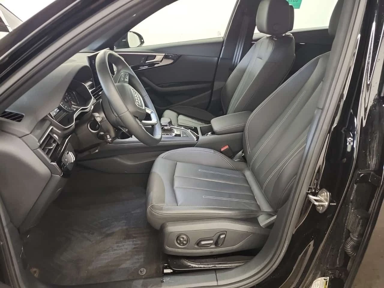 Audi A4 45 TFSI QUATTRO| PANO| AMBIENT| 2 КЛЮЧА| , снимка 9 - Автомобили и джипове - 54078666