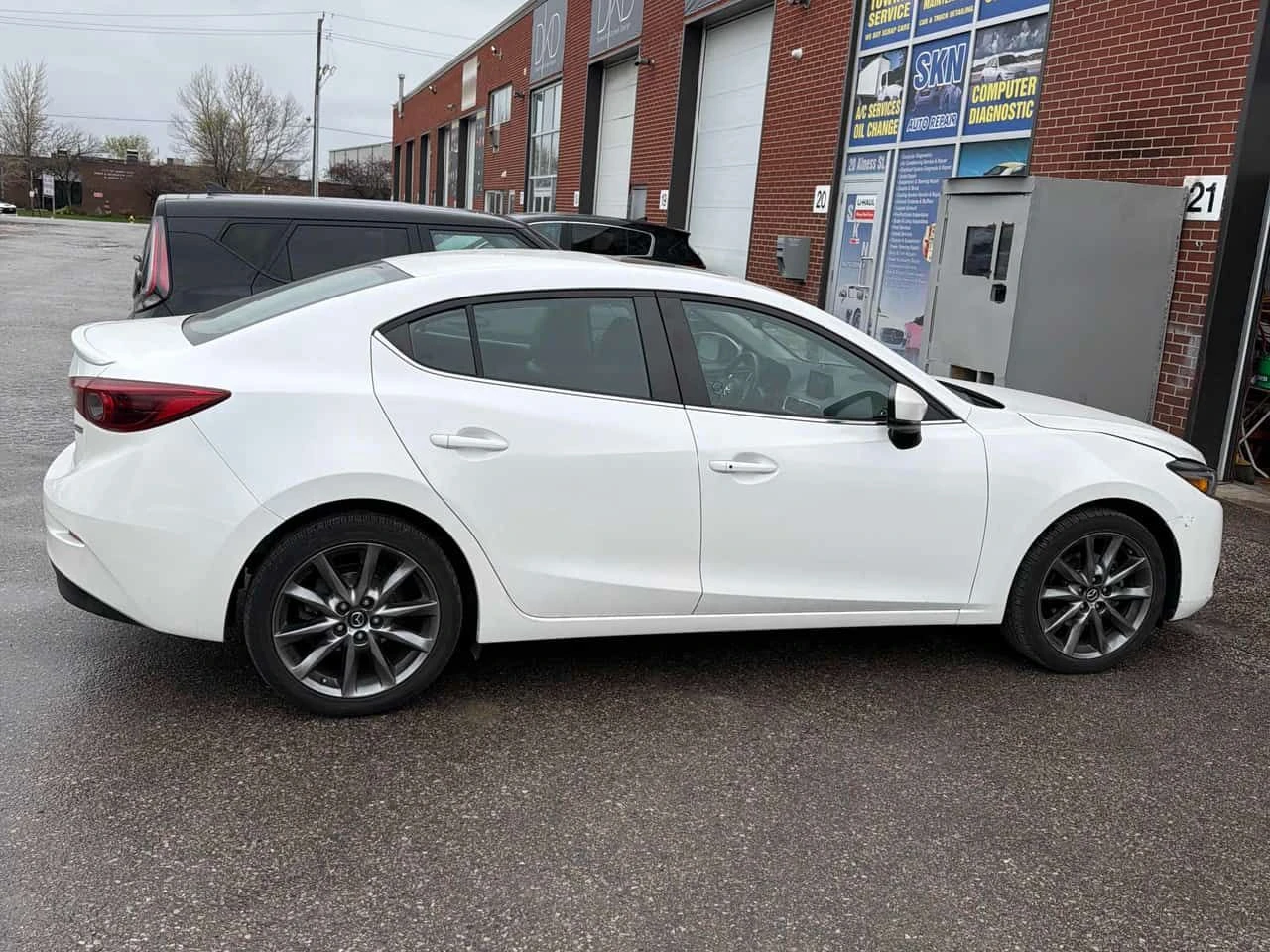 Mazda 3 * GT * CARFAX * ЦЕНА ДО БГ, снимка 3 - Автомобили и джипове - 54448484
