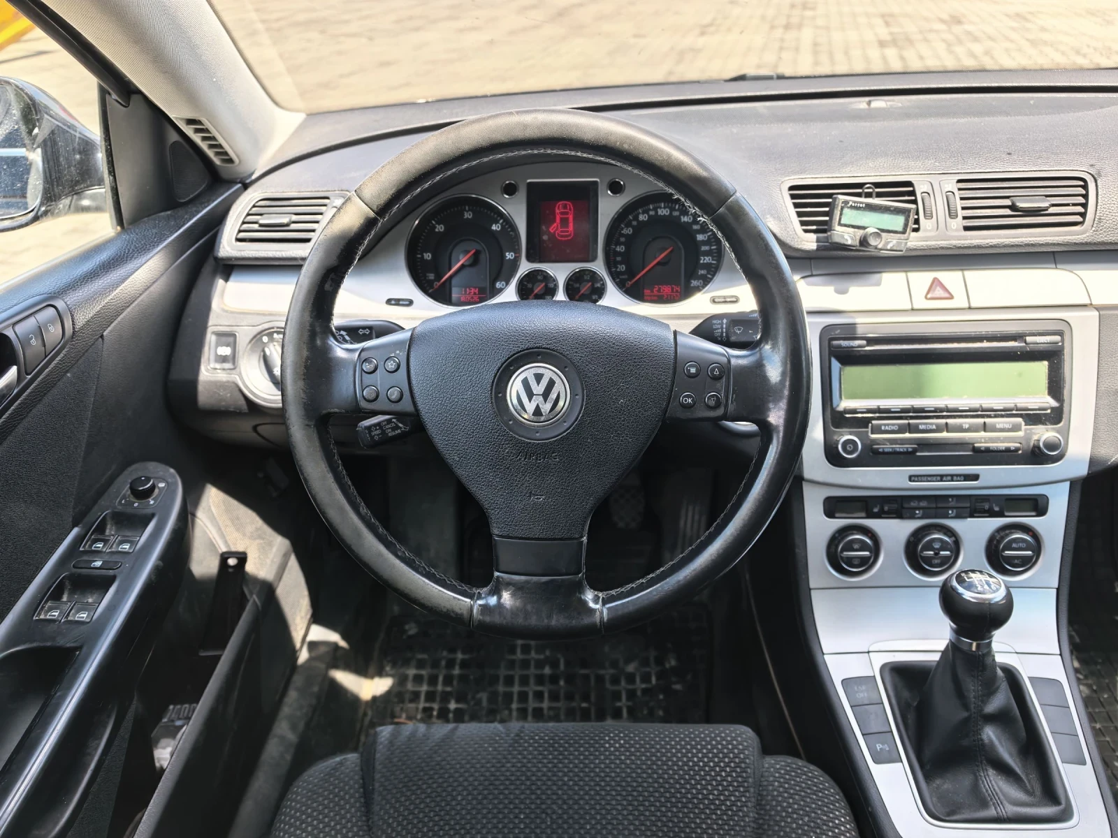 VW Passat 2.0��� 140�� ��������� ����� | Mobile.bg � ����������� 11