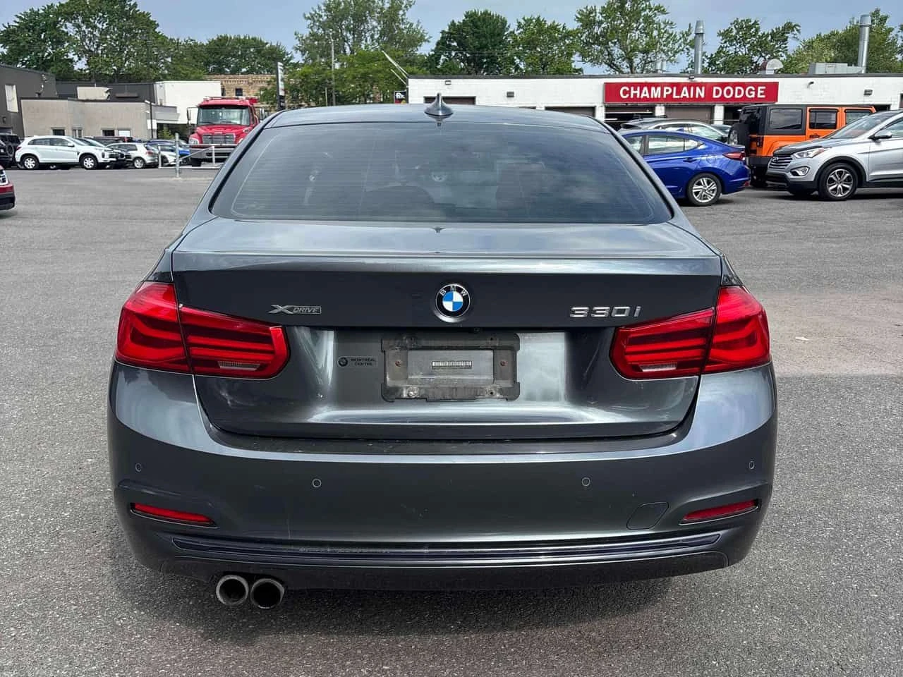 BMW 330 XDRIVE * ПРЕДСТАВИТЕЛСТВО* ДВА ЧИФТА ГУМИ/ДЖАНТИ* , снимка 5 - Автомобили и джипове - 54864275