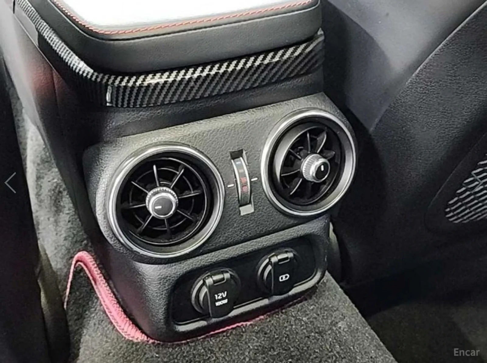 Kia Stinger 3.3TURBO* * AWD* * 83000KM!!!, снимка 14 - Автомобили и джипове - 55086941