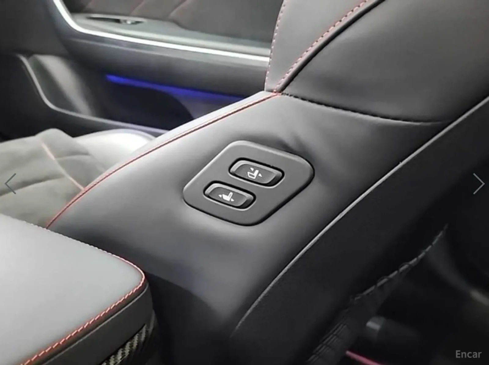 Kia Stinger 3.3TURBO* * AWD* * 83000KM!!!, снимка 13 - Автомобили и джипове - 55086941