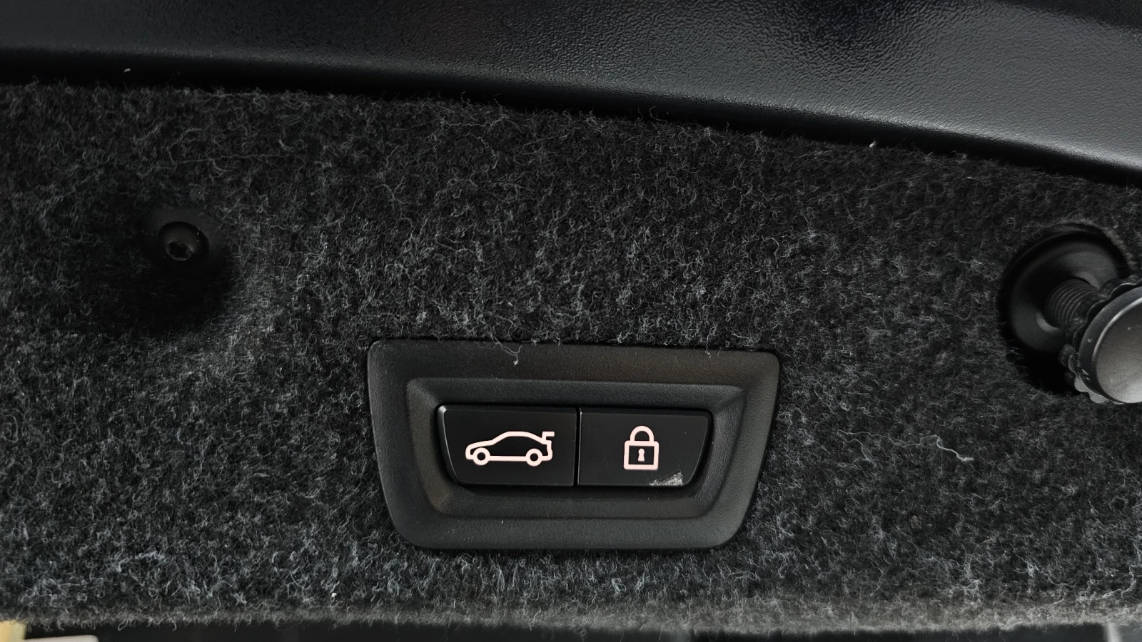 BMW 530 X Drive M Sport, снимка 15 - Автомобили и джипове - 55406681