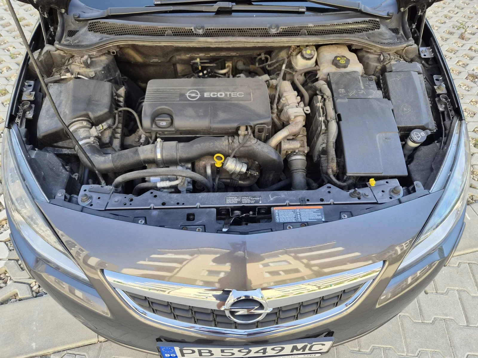 Opel Astra, снимка 11 - Автомобили и джипове - 55752979
