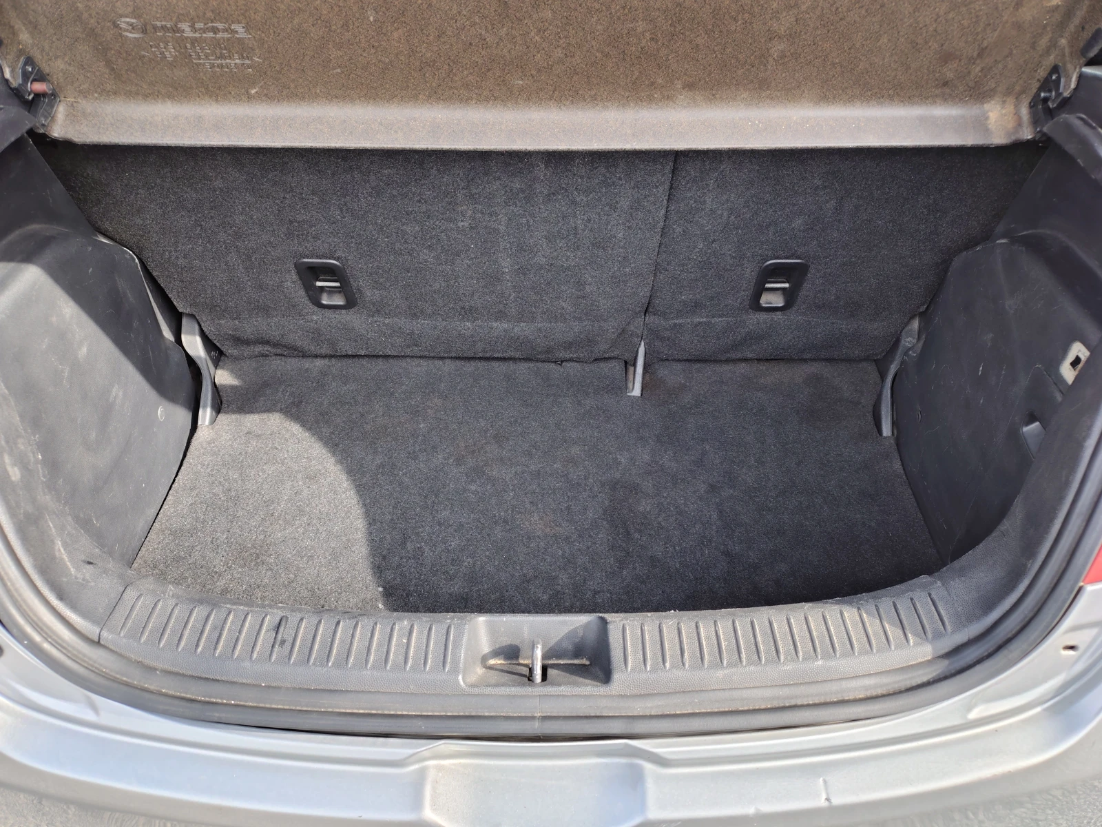 Mazda 2, снимка 14 - Автомобили и джипове - 56039028