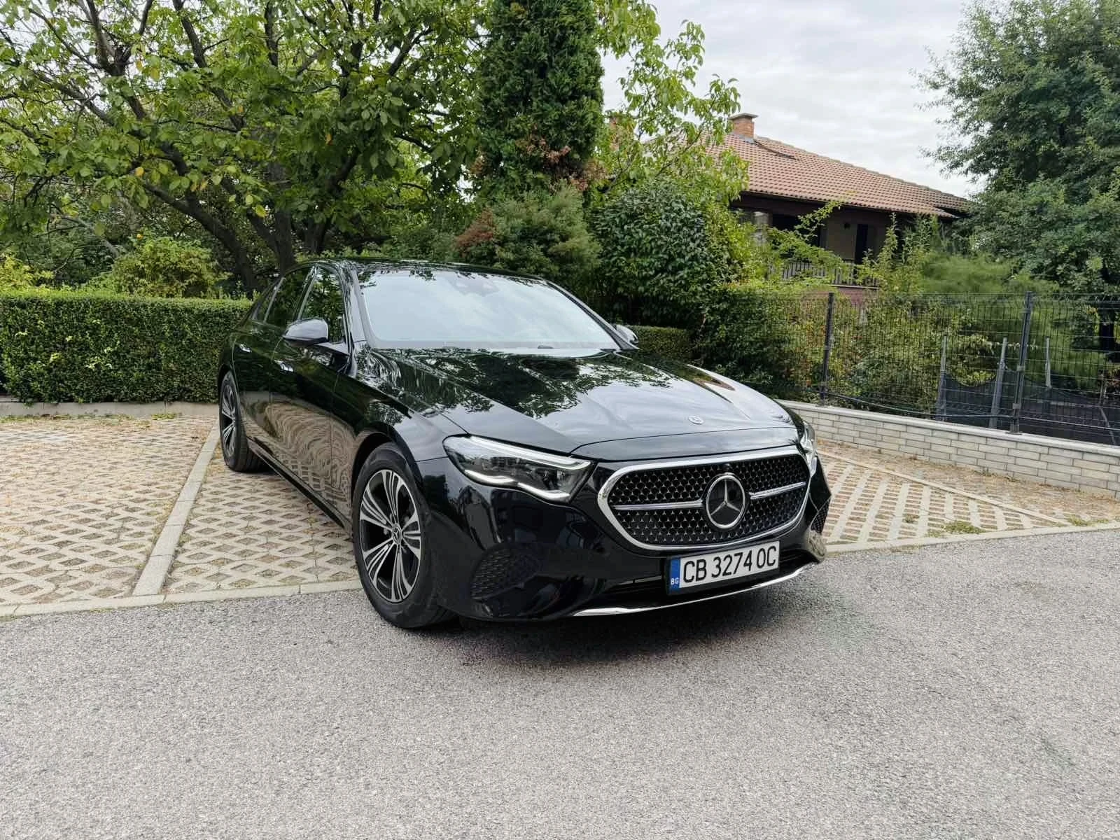 Mercedes-Benz E 200 Top | Full | LIZING , снимка 3 - Автомобили и джипове - 56080553