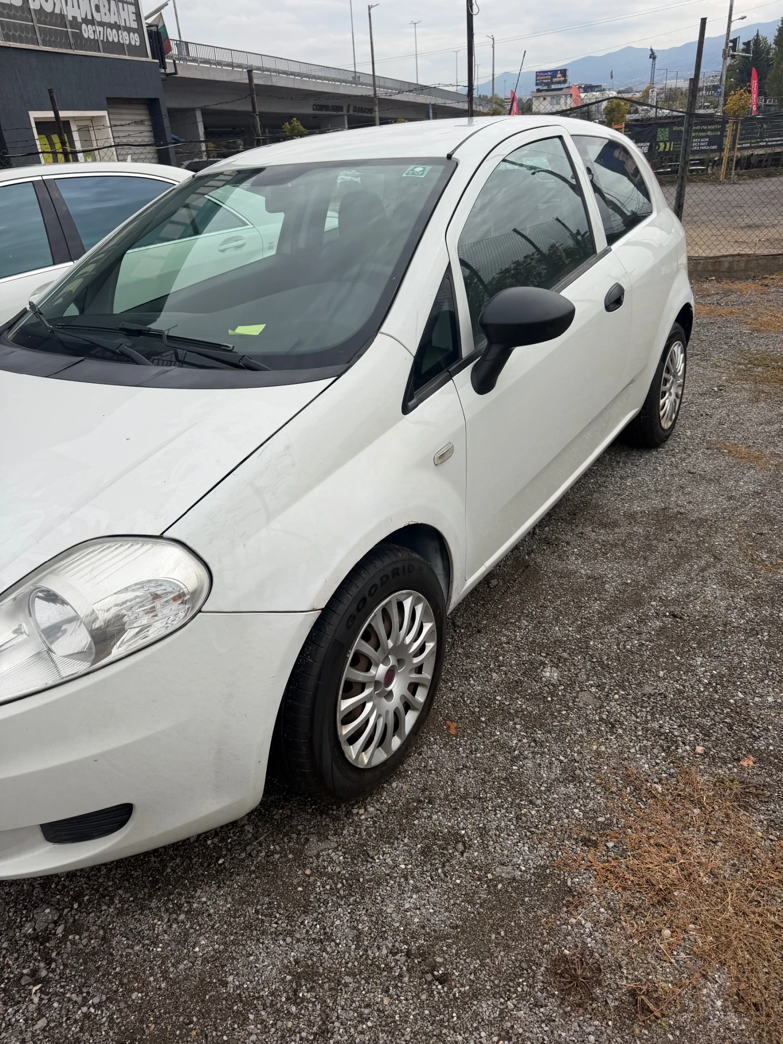Fiat Punto, снимка 3 - Автомобили и джипове - 56555459
