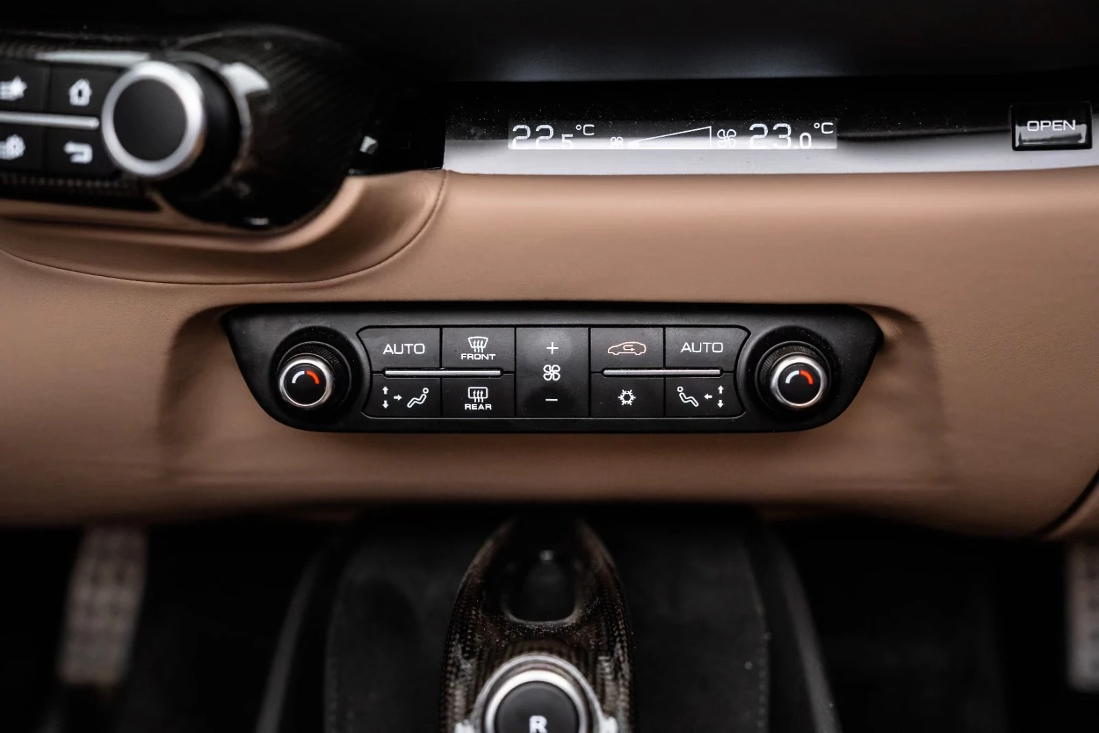 Ferrari 812 GTS LIFT/CARBON/DIAMOND/Hi-Fi/AFS/SCUDERIA/ | Mobile.bg � ����������� 15