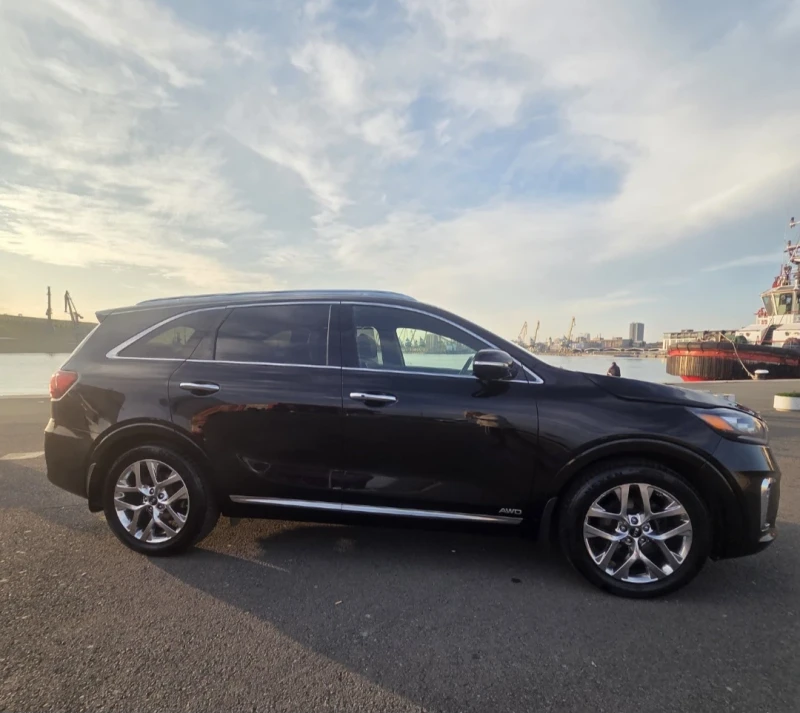 Kia Sorento SXL* Пано* 4х4* Distronic* 360* HarmanK* Keyless* , снимка 11 - Автомобили и джипове - 52657182