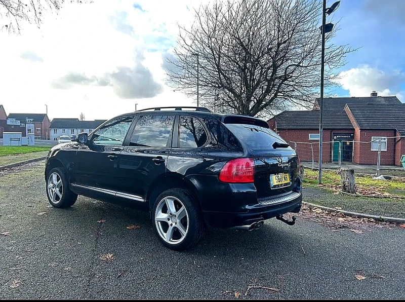 Porsche Cayenne 4.5 S V8 Сервизна История от Порше , снимка 6 - Автомобили и джипове - 52534440