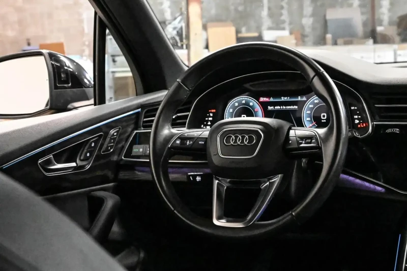 Audi Q7 Progressiv 55 TFSI* Quattro* 7-Passangers* , снимка 8 - Автомобили и джипове - 53122882