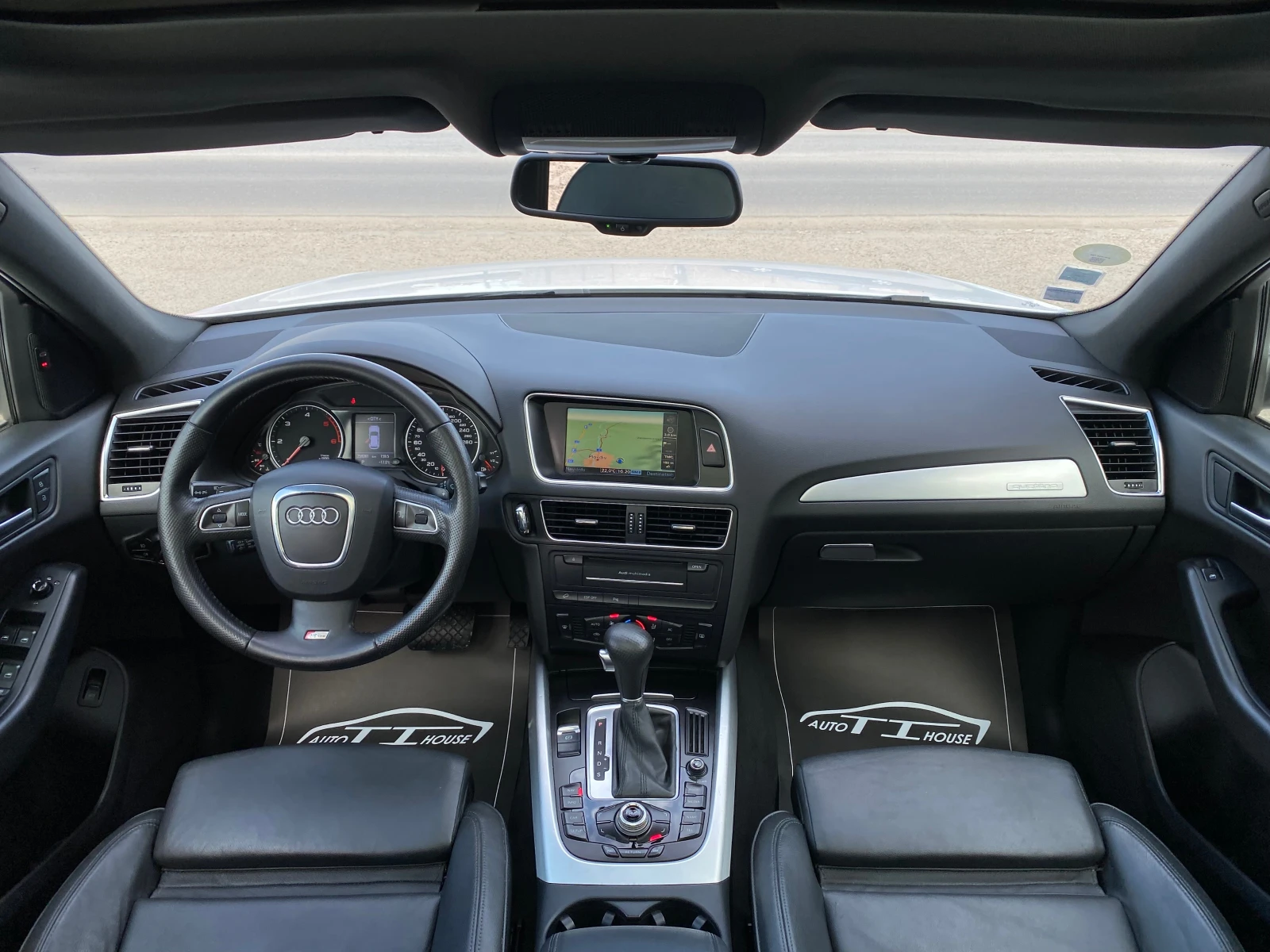 Audi Q5 S-Line* Pano* Full*  - изображение 9