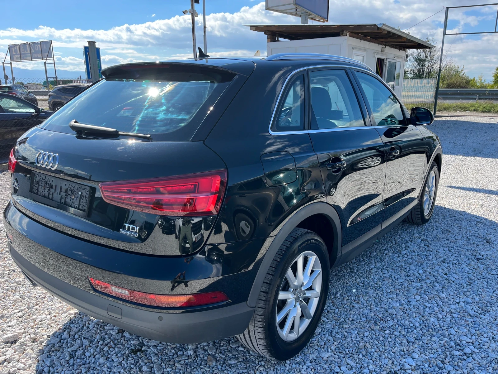 Audi Q3 2.0TDi quattro Face Business - изображение 4