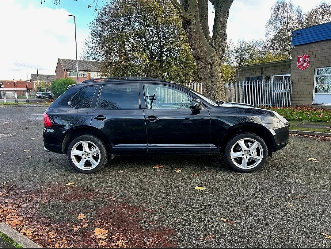 Porsche Cayenne 4.5 S V8 Сервизна История от Порше  - изображение 4