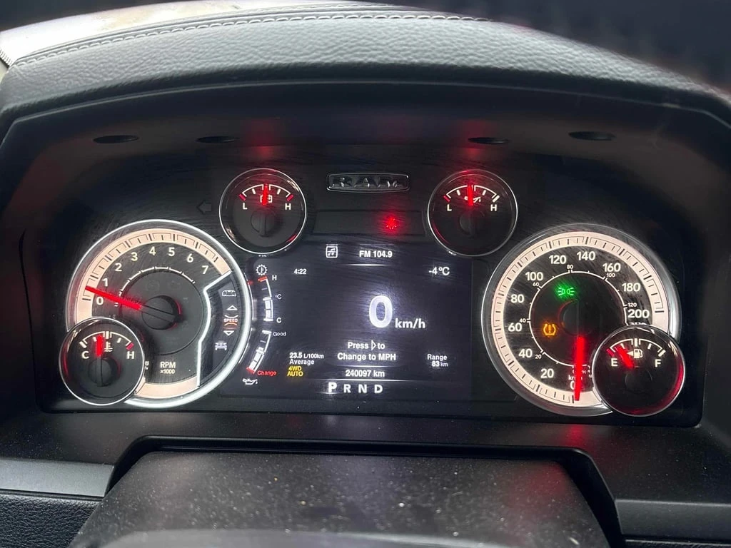 Dodge RAM 1500 * Navi* Keyless* 4x4*  - изображение 8