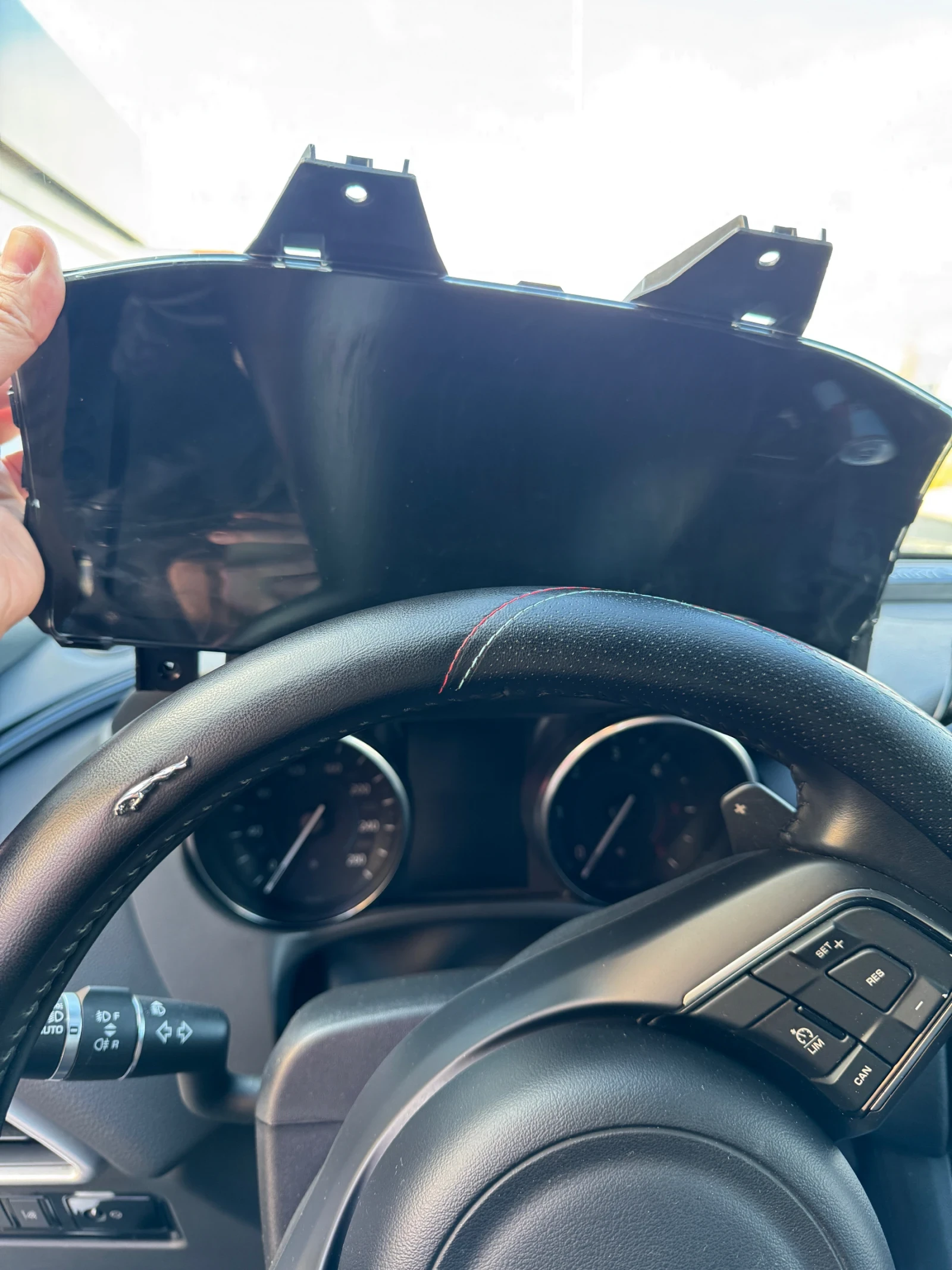 Jaguar F-PACE 4х4 Регистриран, снимка 11 - Автомобили и джипове - 53533082