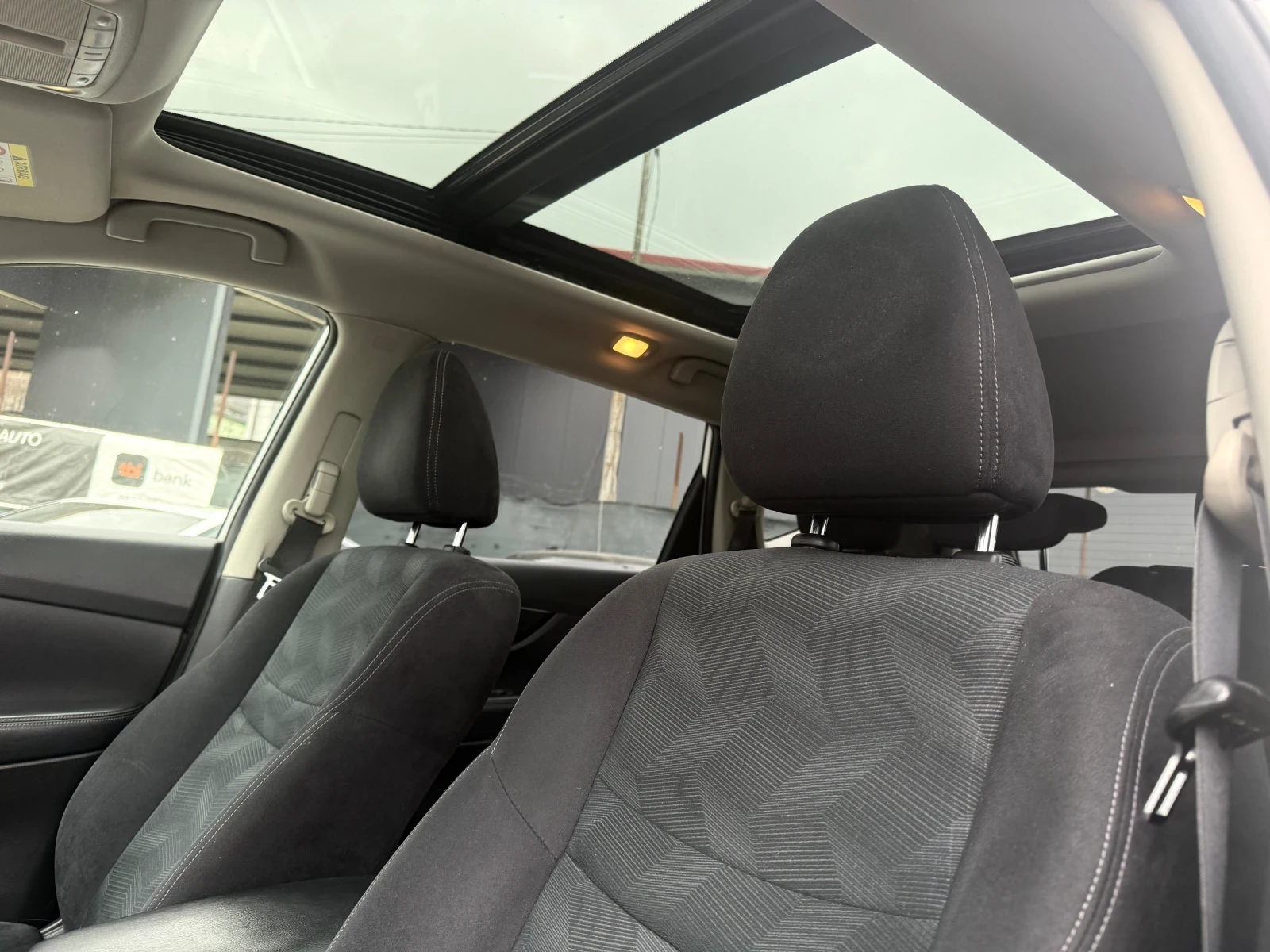 Nissan Qashqai X-trail 1.6d AUT+ PANO+ KAMERA 360+ 7места, снимка 11 - Автомобили и джипове - 54118562