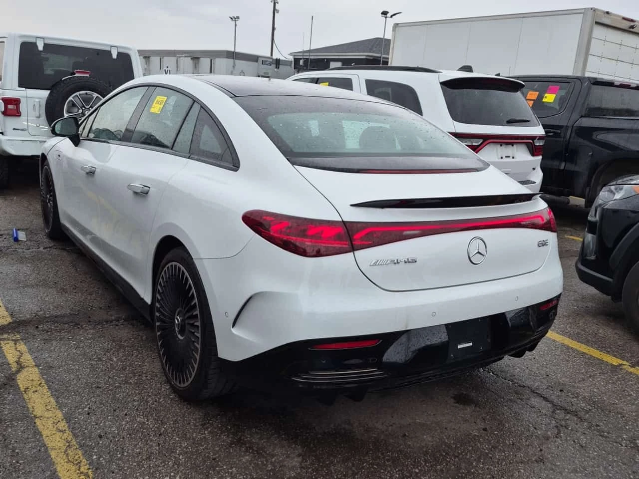 Mercedes-Benz EQE AMG| BURMESTER| HEAD-UP| 360 КАМЕРИ| PANO| CARFAX|, снимка 4 - Автомобили и джипове - 54135638