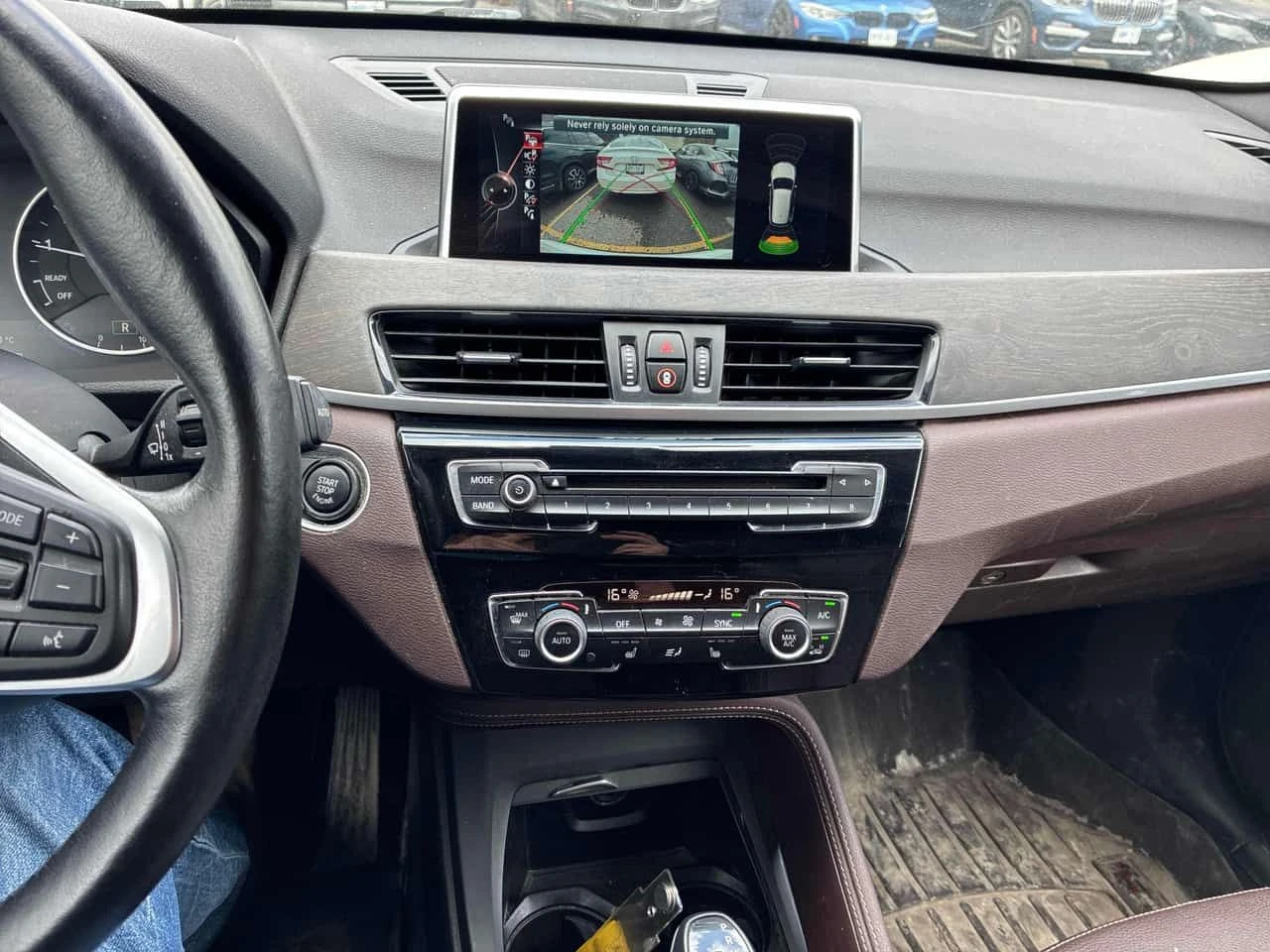 BMW X1 * xDrive28i * АВТОКРЕДИТ БЕЗ ПЪРВОНАЧАЛНА ВНОСКА* , снимка 9 - Автомобили и джипове - 55171759