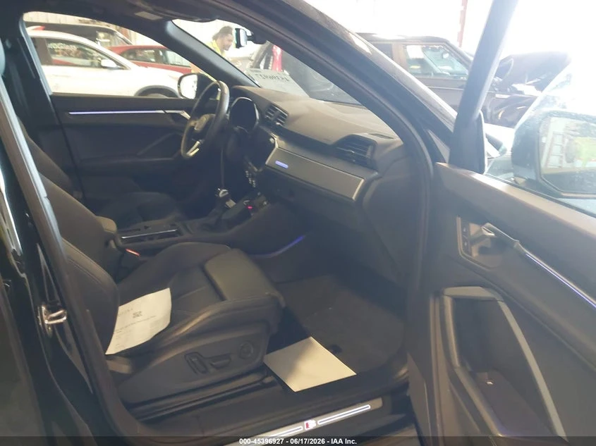 Audi Q3 2.0l Premium Plus 45 Tfsi S Line Quattro Tiptronic, снимка 5 - Автомобили и джипове - 55815904