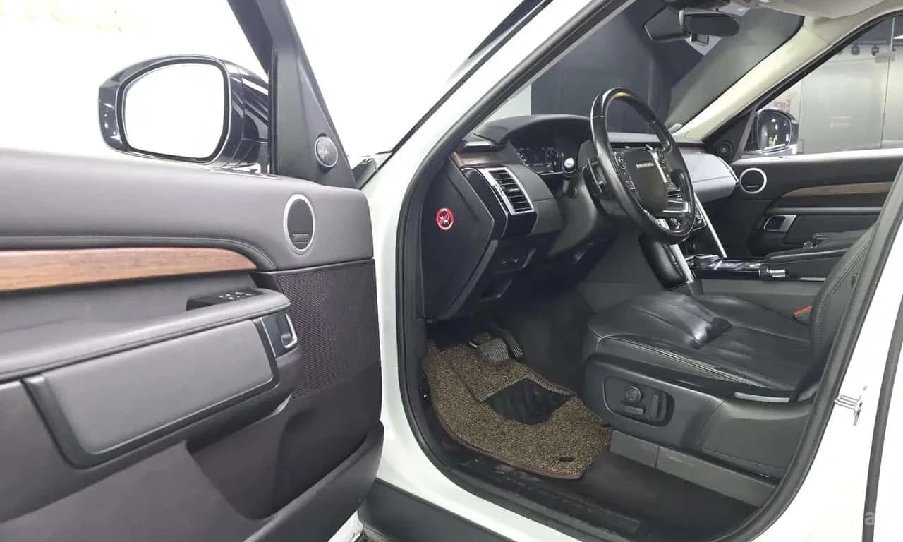 Land Rover Discovery * 3.0 TD6 HSE * , снимка 6 - Автомобили и джипове - 56238695