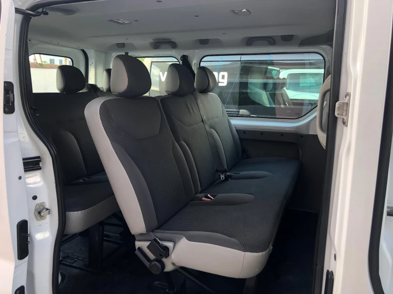 Opel Vivaro 9 места, снимка 10 - Бусове и автобуси - 52079454