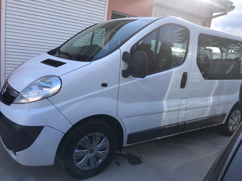 Opel Vivaro 9 места, снимка 3 - Бусове и автобуси - 52079454
