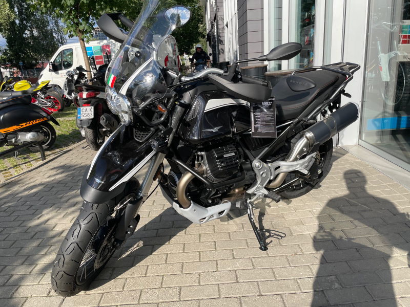 Moto Guzzi V 85 TT Guardia d Onore, снимка 6 - Мотоциклети и мототехника - 37369760