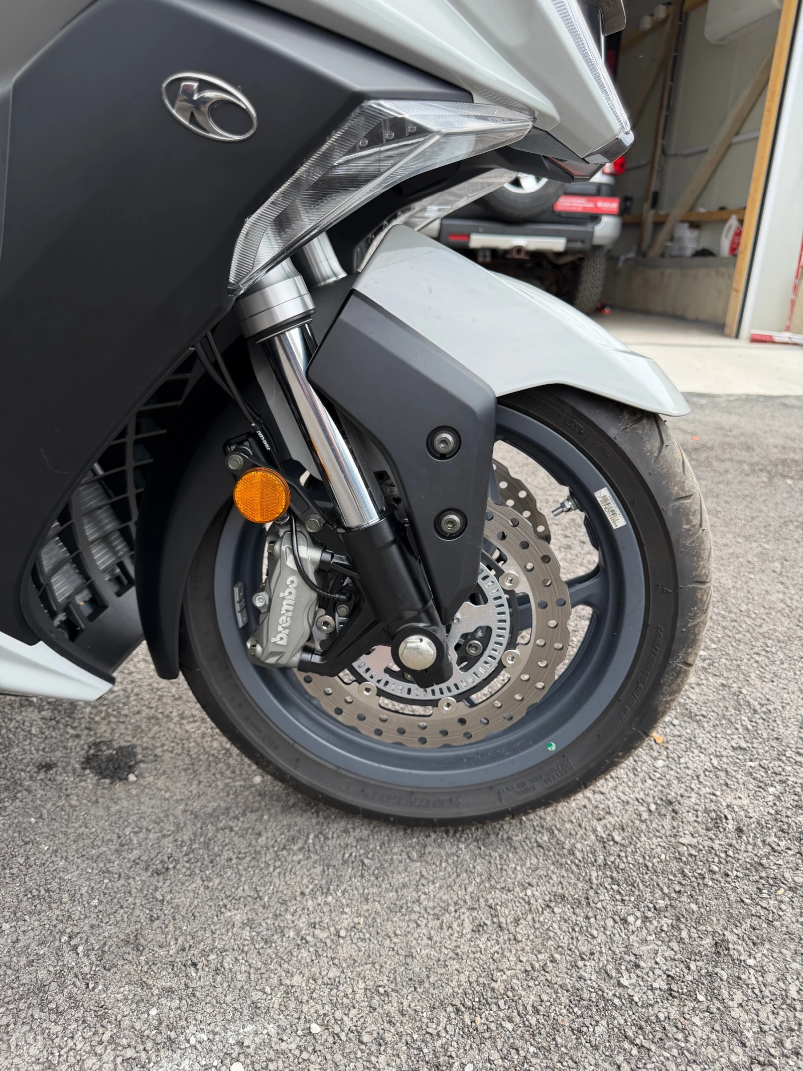 Kymco AK 550 ABS Nardo Gray, снимка 17 - Мотоциклети и мототехника - 55362021