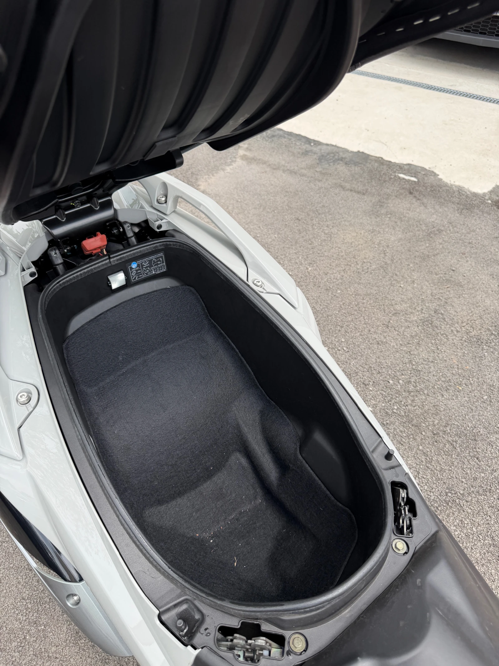 Kymco AK 550 ABS Nardo Gray, снимка 14 - Мотоциклети и мототехника - 55362021