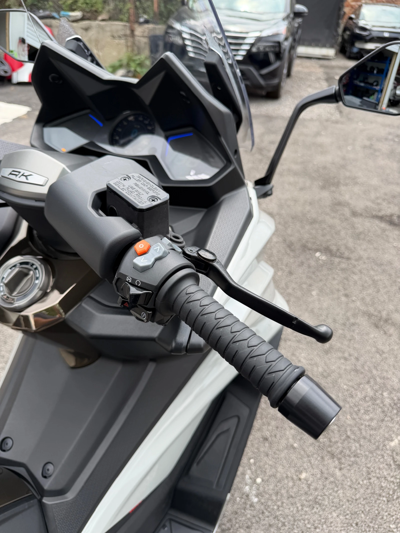 Kymco AK 550 ABS Nardo Gray, снимка 10 - Мотоциклети и мототехника - 55362021
