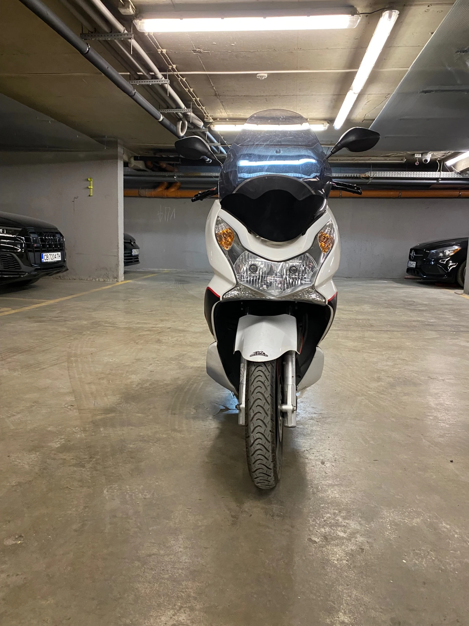 Honda Pcx, снимка 3 - Мотоциклети и мототехника - 55600237