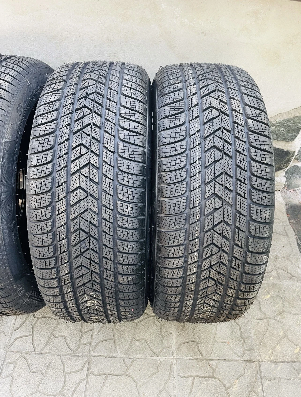 Гуми с джанти Pirelli 285/45R22, снимка 5 - Гуми и джанти - 56154447
