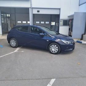 Opel Astra К 1.6 автоматик, снимка 2