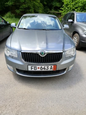 Skoda Superb Седан, снимка 1