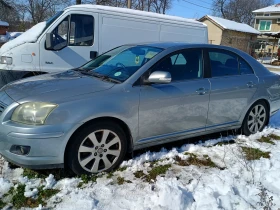 Toyota Avensis  1