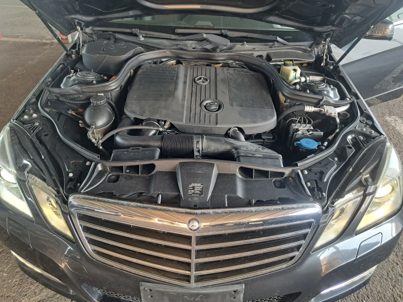 Mercedes-Benz E 250 2.5D 204ps.AVANGARDE ITALIA, снимка 14 - Автомобили и джипове - 47388702