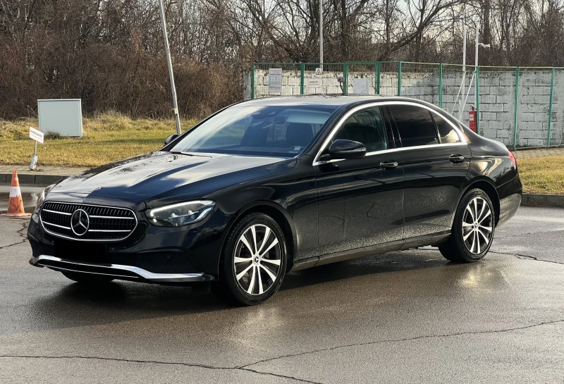 Mercedes-Benz E 300 de/ PLUG-IN/ AVANTGARDE/ CAMERA/ DISTRONIC/ , снимка 3 - Автомобили и джипове - 48625796