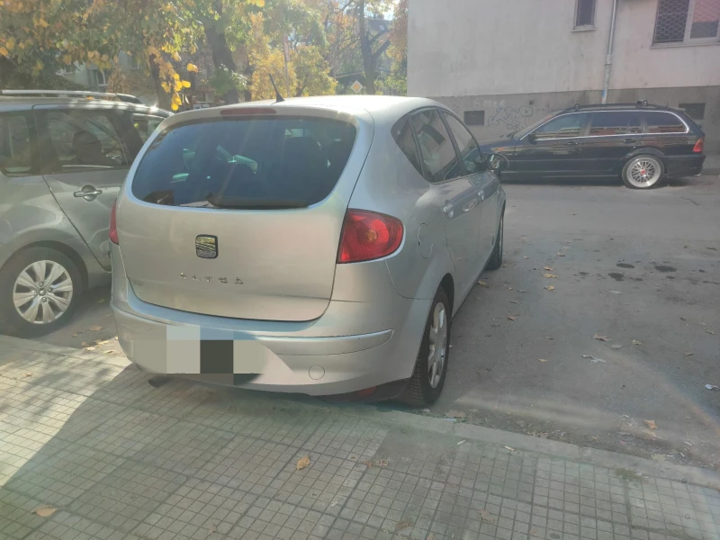 Seat Altea 1.6, снимка 8 - Автомобили и джипове - 49116421