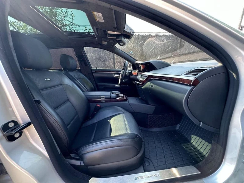 Mercedes-Benz S 63 AMG МАСАЖ* ОБДУХ* ЩОРИ* АЛКАНТАРА* PANO* HARMAN* FULL , снимка 11 - Автомобили и джипове - 52586217