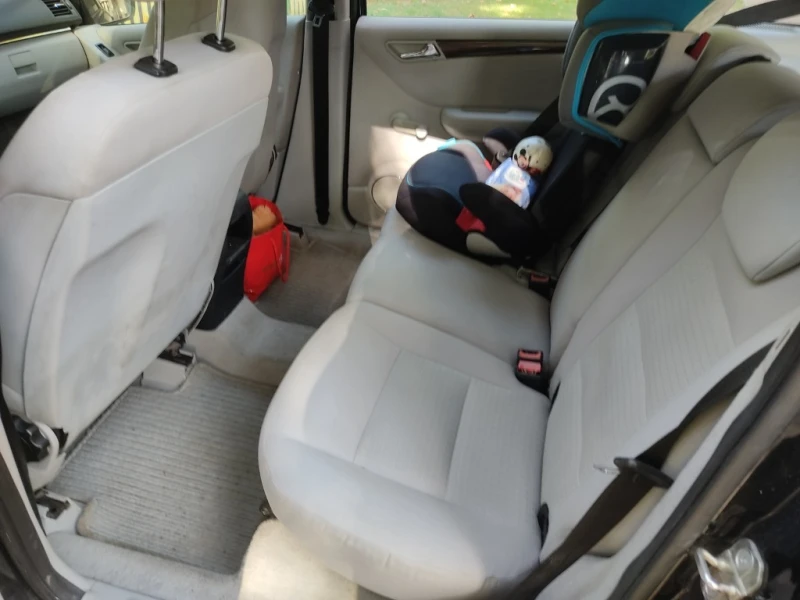 Mercedes-Benz B 180 109 к.с. 6 скорости Всичко платено, снимка 5 - Автомобили и джипове - 52910298