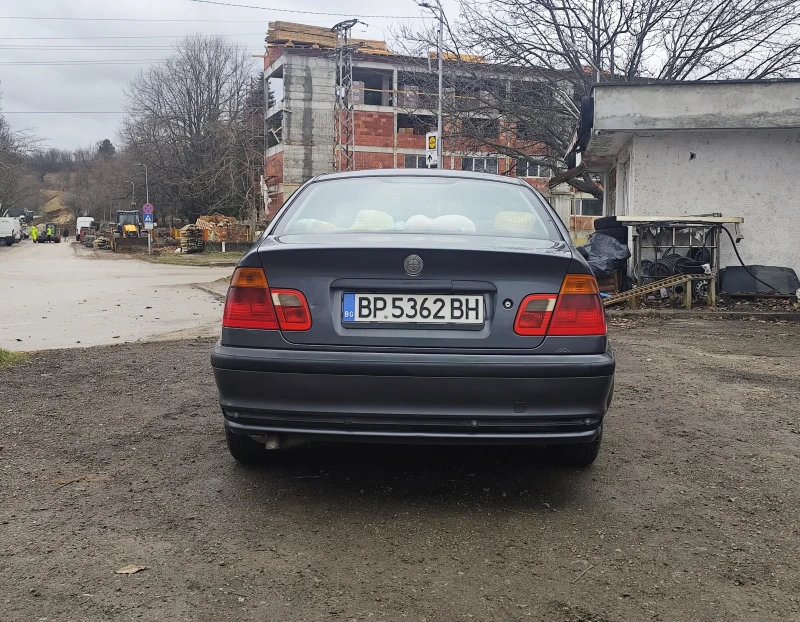 BMW 320, снимка 5 - Автомобили и джипове - 53236614