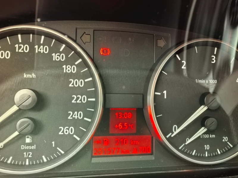 BMW 320 Е91, 320D 163 к.с. , снимка 8 - Автомобили и джипове - 53403039